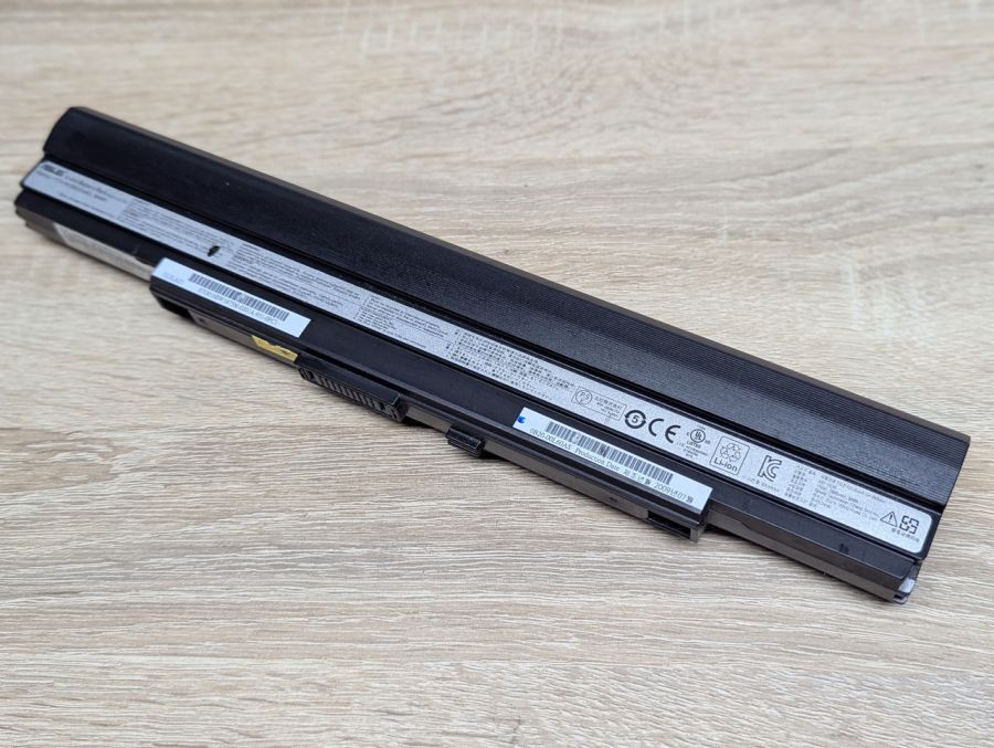 Б/В Акумуляторна батарея Asus A42-UL50