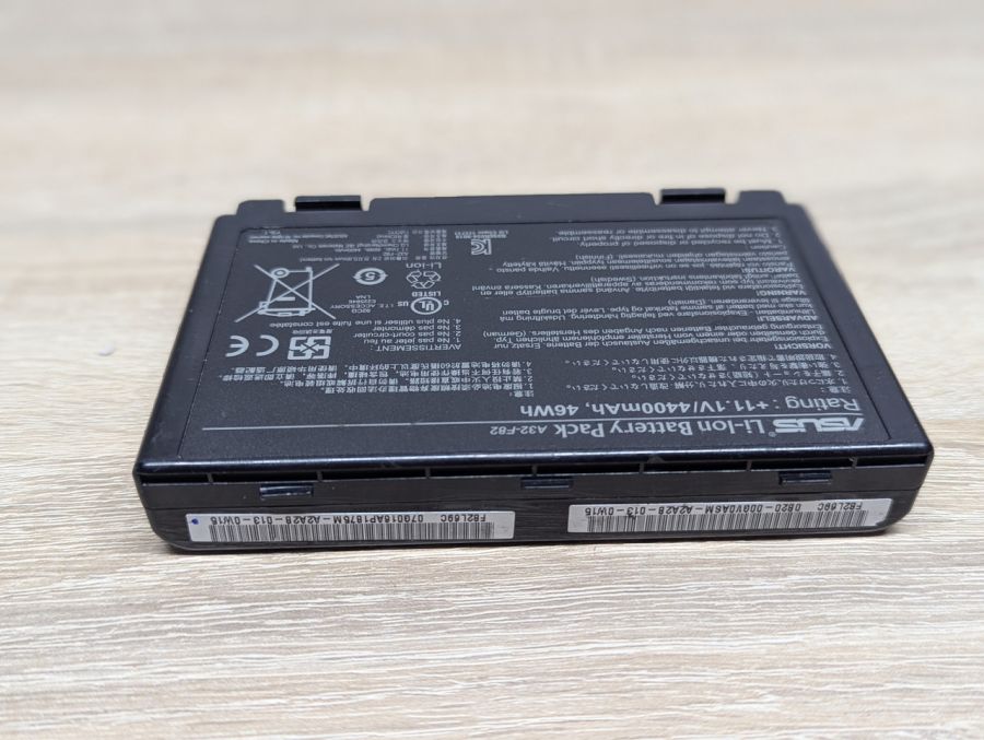 Б/В Оригінальна акумуляторна батарея Asus A32-F82