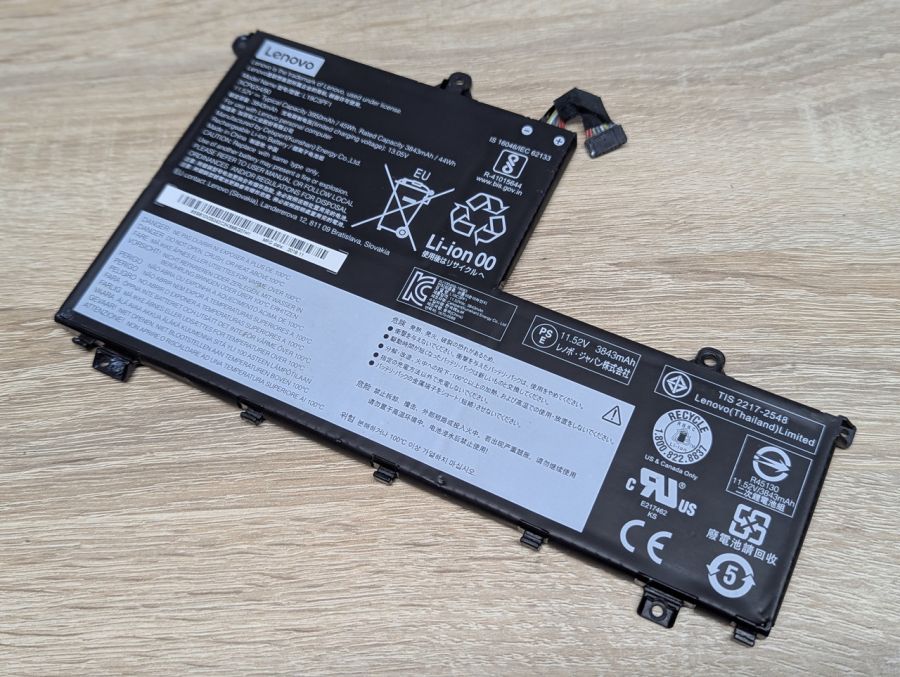 Б/В Оригінальна акумуляторна батарея Lenovo L19C3PF1