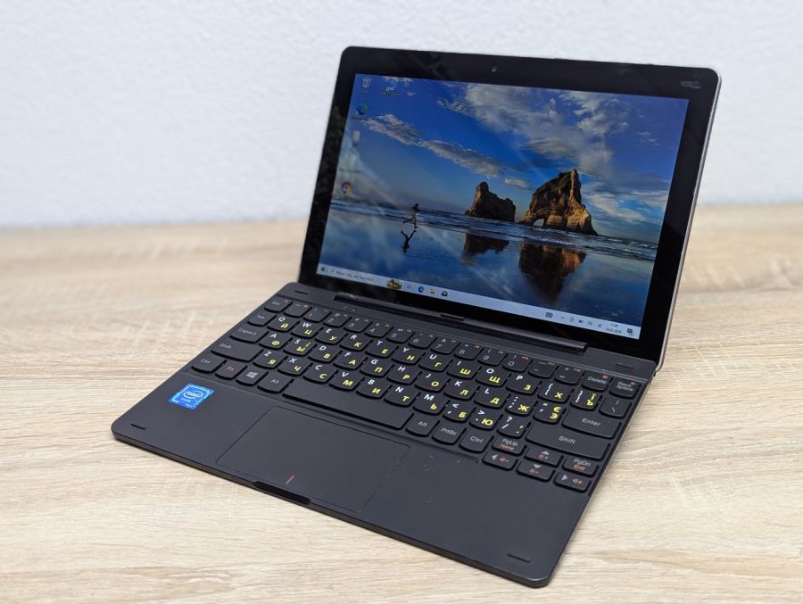 Б/В Уцінка!Планшет з клавіатурою Lenovo Ideapad Miix 300-10IBY:11 сенсорний, Intel Atom Z37735F,2 GB DDR3,, SSD 32