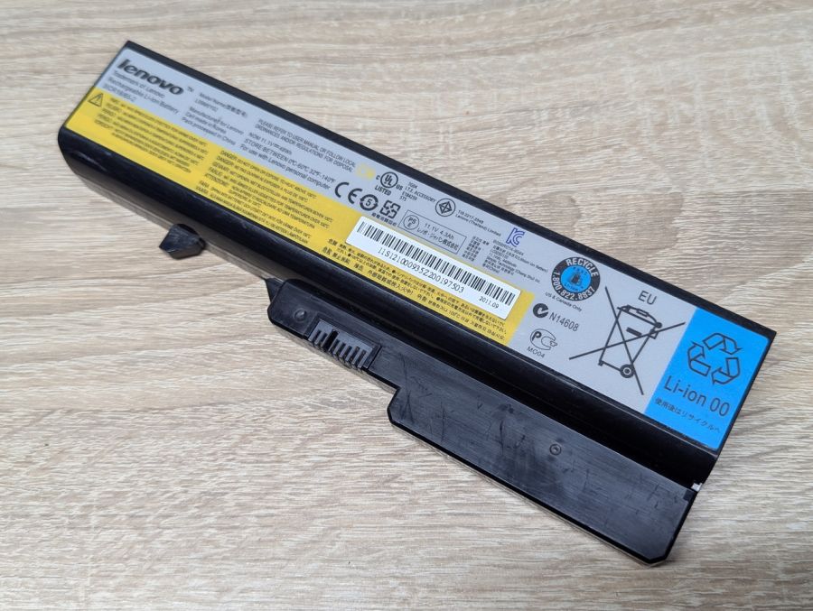 Б/В Оригінальна акумуляторна батарея Lenovo L09M6Y02 [ProductHub SKU M6Y02]