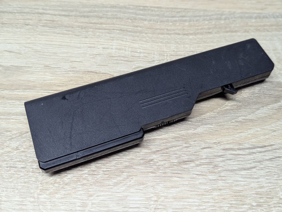 Б/В Оригінальна акумуляторна батарея Lenovo L09M6Y02 [ProductHub SKU M6Y02]