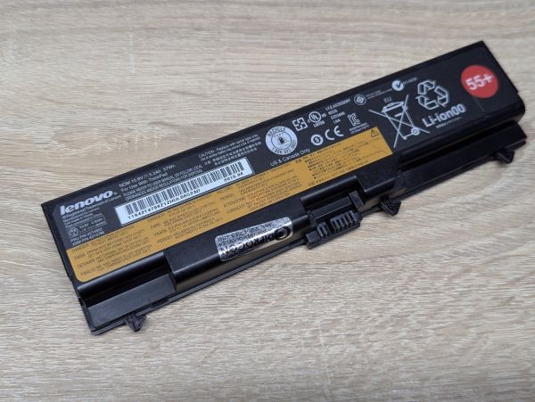 Б/В Оригінальна акумуляторна батарея Lenovo 42T4852,42T4796
