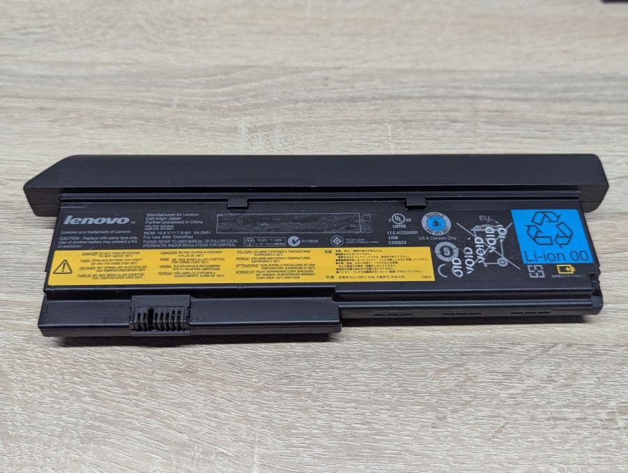 Б/В Оригінальна акумуляторна батарея Lenovo 42T4649,42T4541