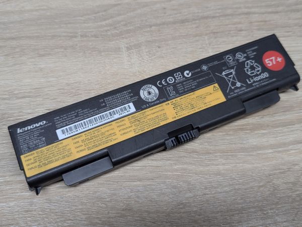 Б/В Оригінальна акумуляторна батарея Lenovo 45N1146,45N1147