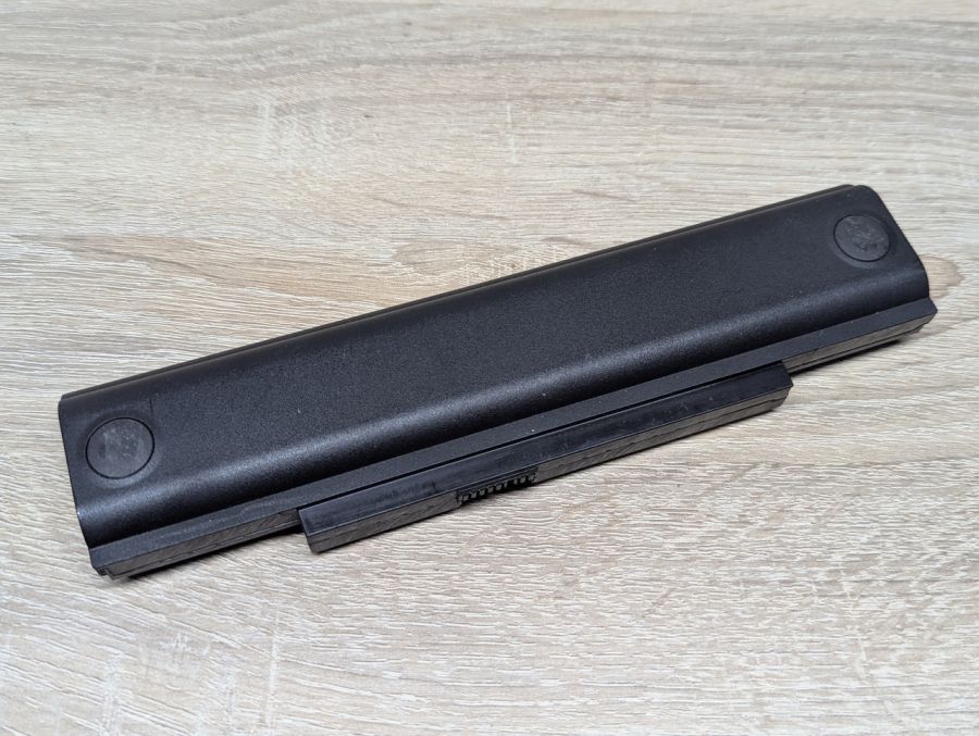 Б/В Оригінальна акумуляторна батарея Lenovo 45N1759,45N1758