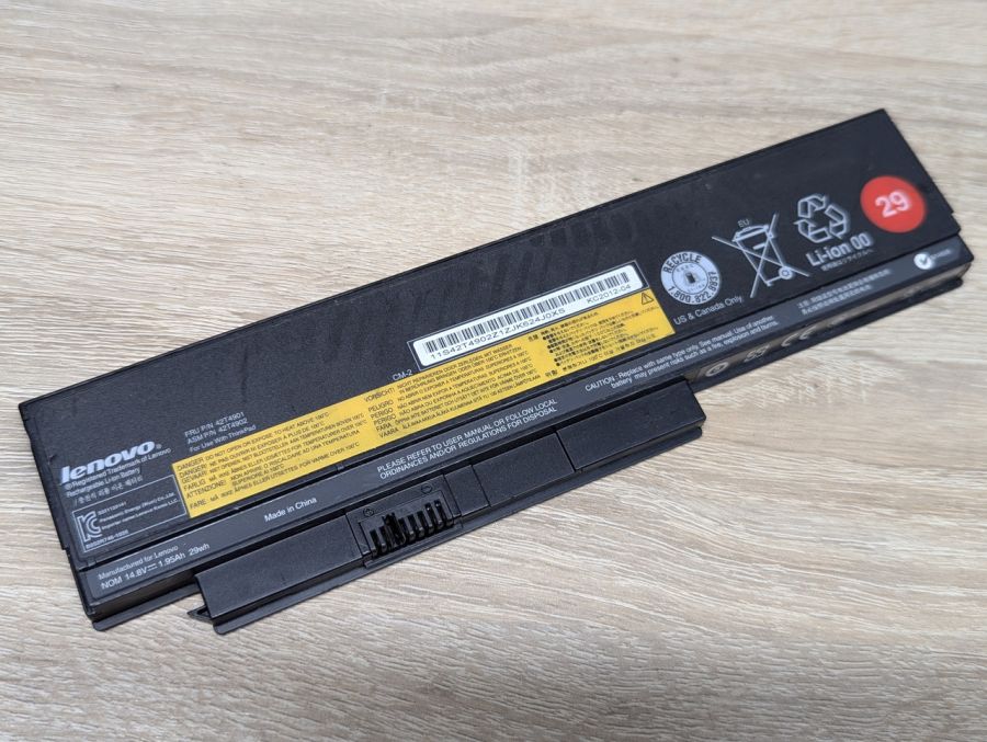 Б/В Оригінальна акумуляторна батарея Lenovo 42T4901,42T4902