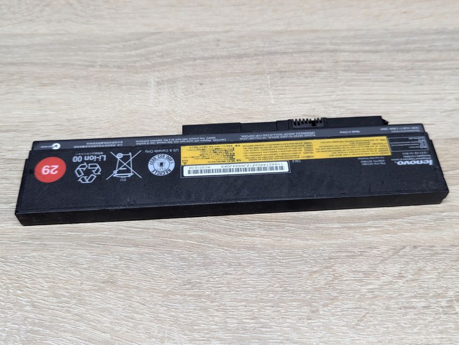 Б/В Оригінальна акумуляторна батарея Lenovo 42T4901,42T4902