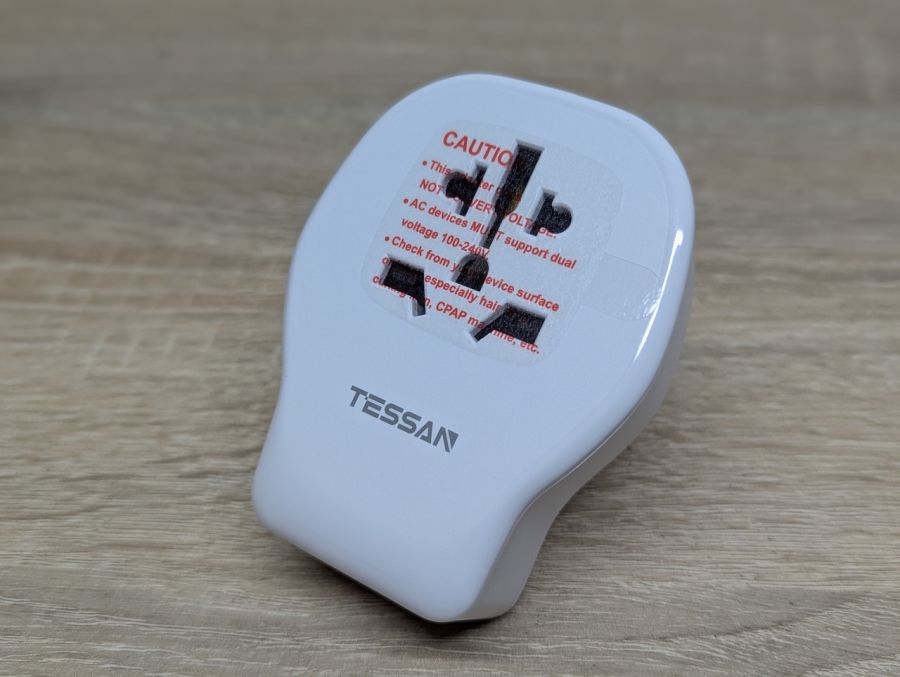 Новий Дорожній адаптер TESSAN 839DQUS