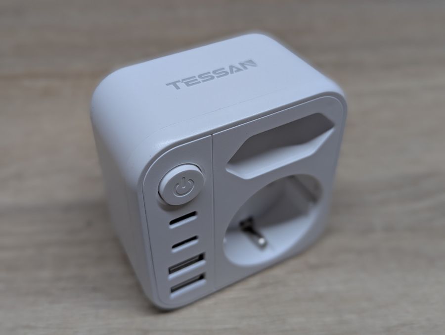 Новий Дорожній адаптер TESSAN 806UK