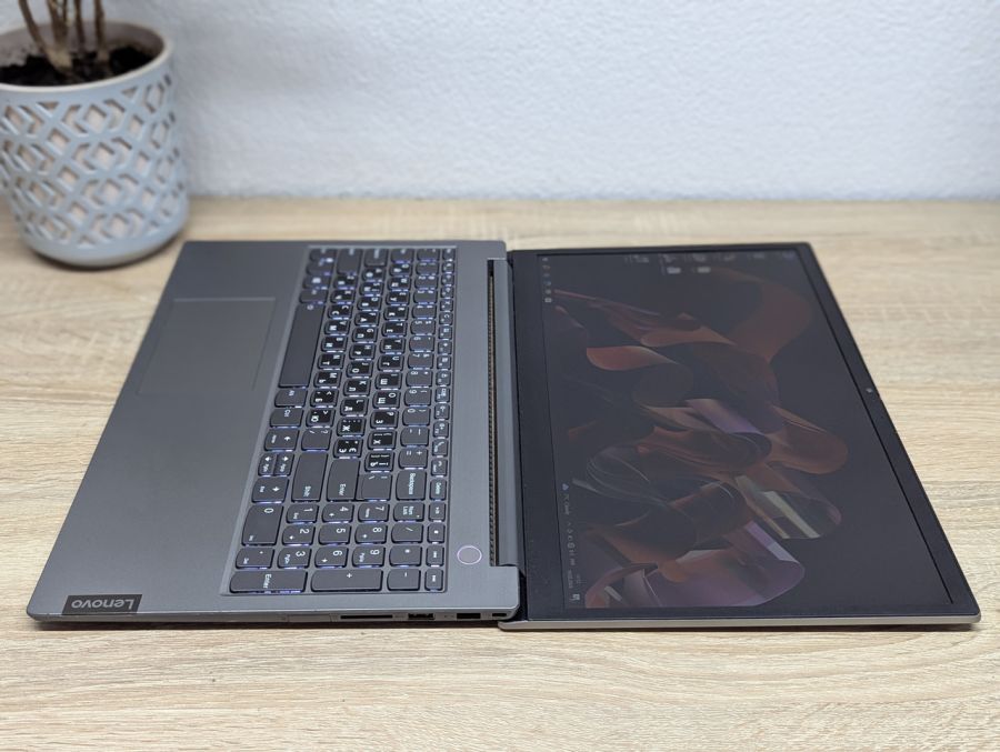 Ноутбук Б/В Lenovo ThinkBook 15-IML, Intel Core i5-10210U, DDR4 16 GB, SSD 128GB + HDD 500GB, 15" Full HD