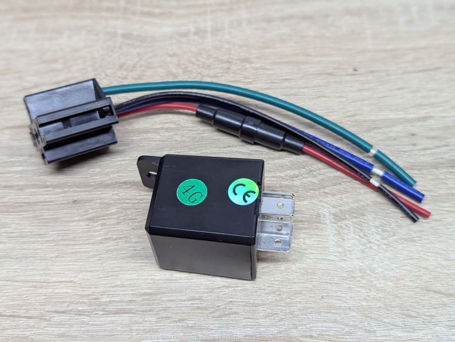 Новий GPS-трекер SinoTrack ST-907