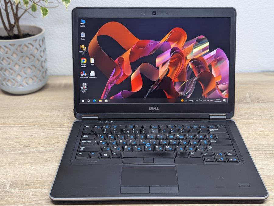 Уцінка! Ноутбук Б/В Dell Latitude E7440, Intel Core i7-4600U, DDR3 8 GB, SSD 128GB, 14" Full HD