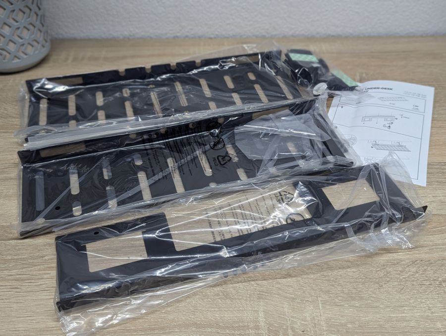 Новий Компактний лоток для кабелів Mimoke CC11-13-1B чорного кольору [ProductHub SKU Mimoke(1)]
