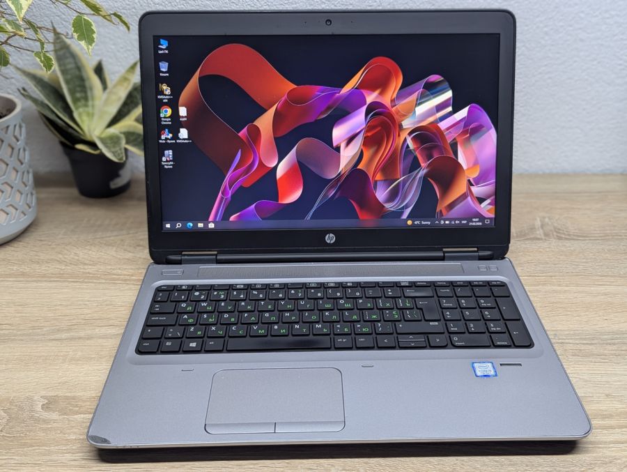 Уцінка! Ноутбук Б/В HP ProBook 650 G3, Intel Core i5-7200U, DDR4 8 GB, SSD 128GB, 15.6" Full HD