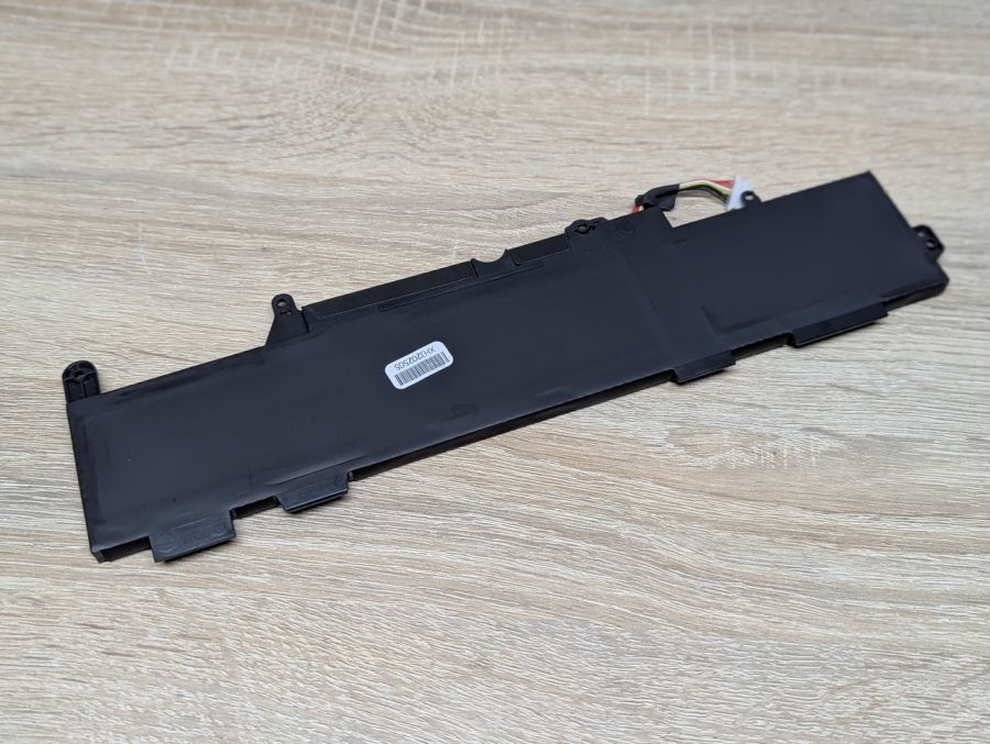 Б/В Оригінальна акумуляторна батарея HP SS03XL