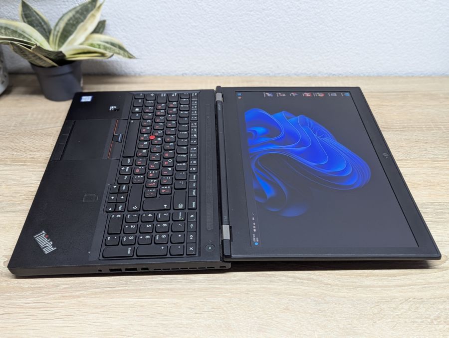 Ноутбук Б/В Lenovo P51, Intel Core i7-7820HQ, DDR4 32 GB, SSD 512GB, NVIDIA Quadro M2200 4Gb, 15.6" Full HD