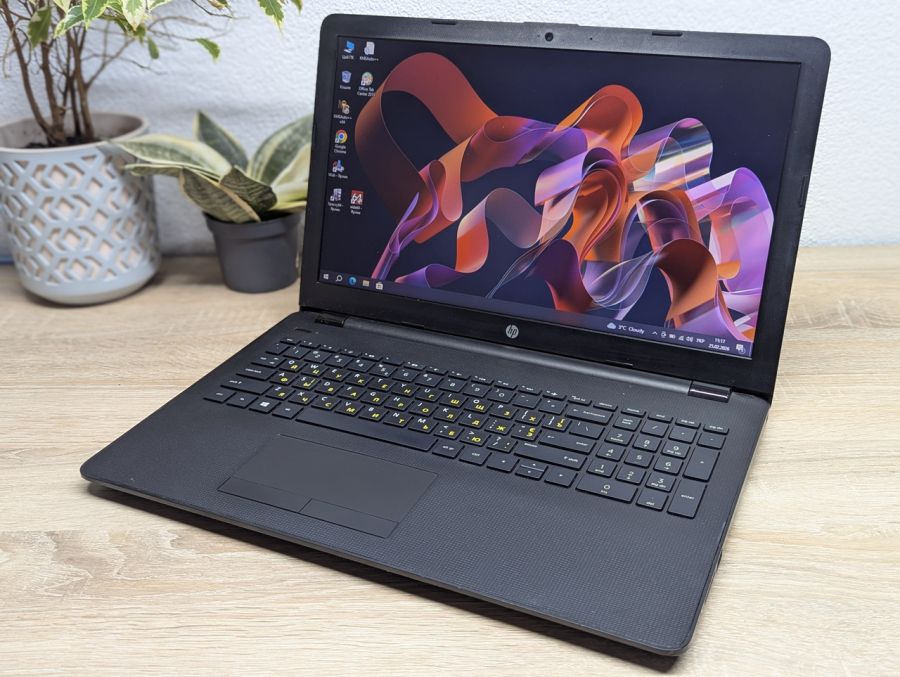 Ноутбук Б/В HP Laptop 15, AMD A6-9220, DDR4 8GB, SSD 128GB, AMD Radeon R4, 15"