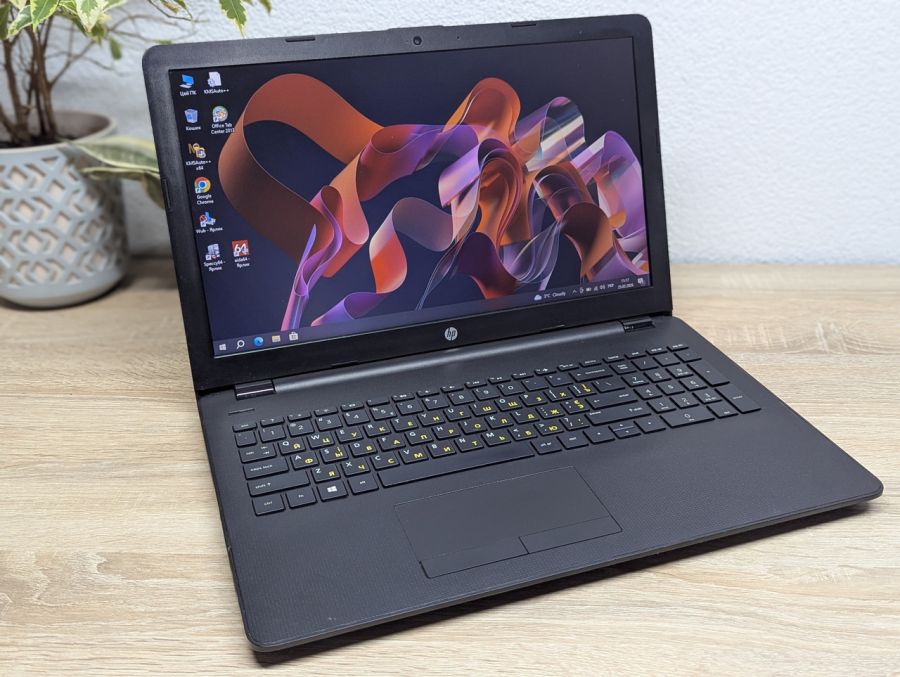 Ноутбук Б/В HP Laptop 15, AMD A6-9220, DDR4 8 GB, SSD 128GB, AMD Radeon R4, 15.6"