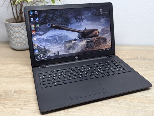 Ноутбук Б/В HP Laptop 15, AMD A6-9220, DDR4 8 GB, SSD 128GB, AMD Radeon R4, 15.6"