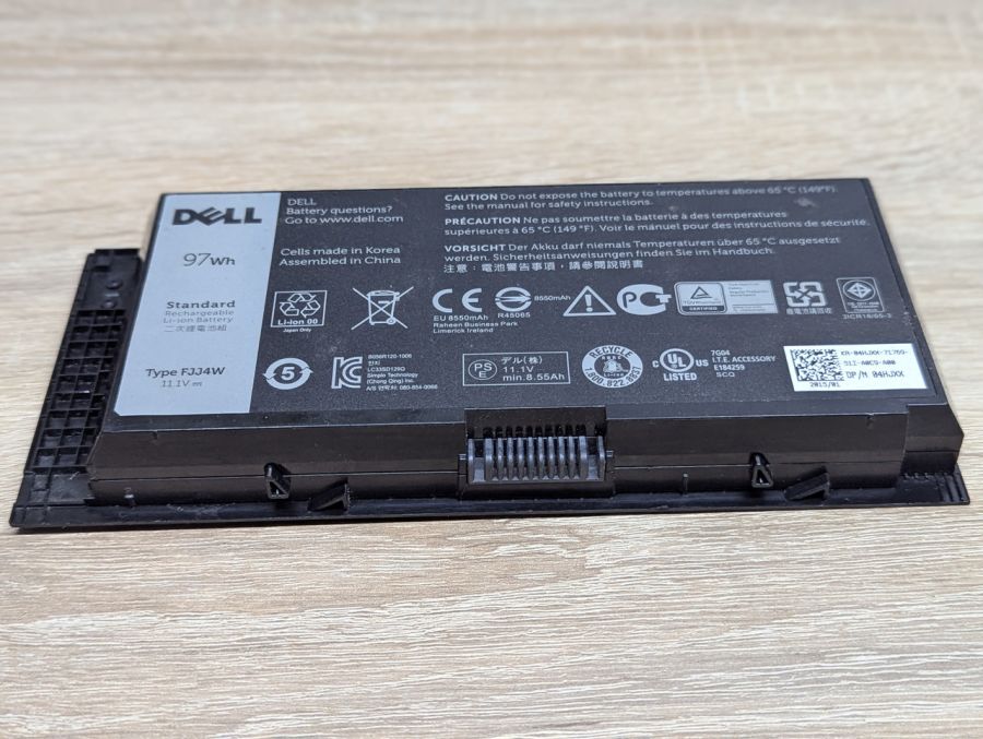 Б/В Оригінальна акумуляторна батарея Dell FJJ4W