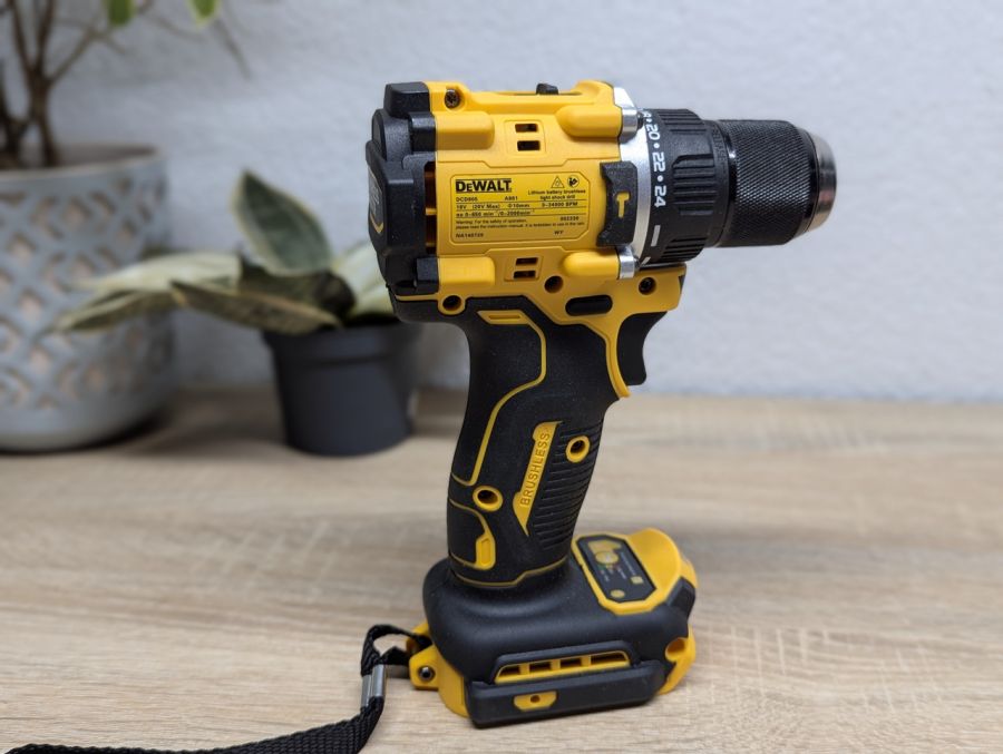 Новий Шуруповерт безщітковий ударний DeWALT DCD805
