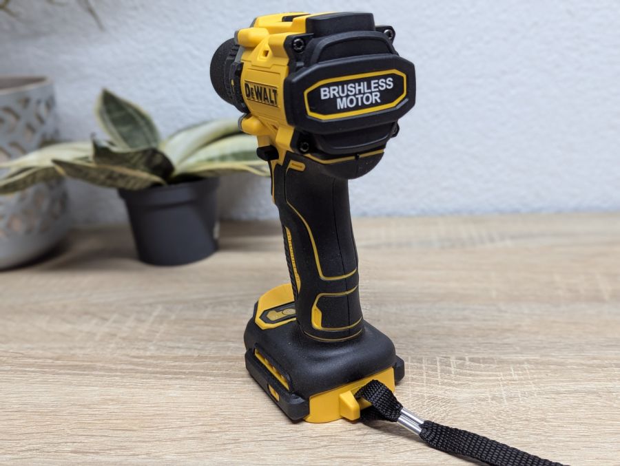 Новий Шуруповерт безщітковий ударний DeWALT DCD805