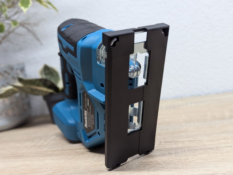 Новий Акумуляторний лобзик Makita DJV180Z (аналог)