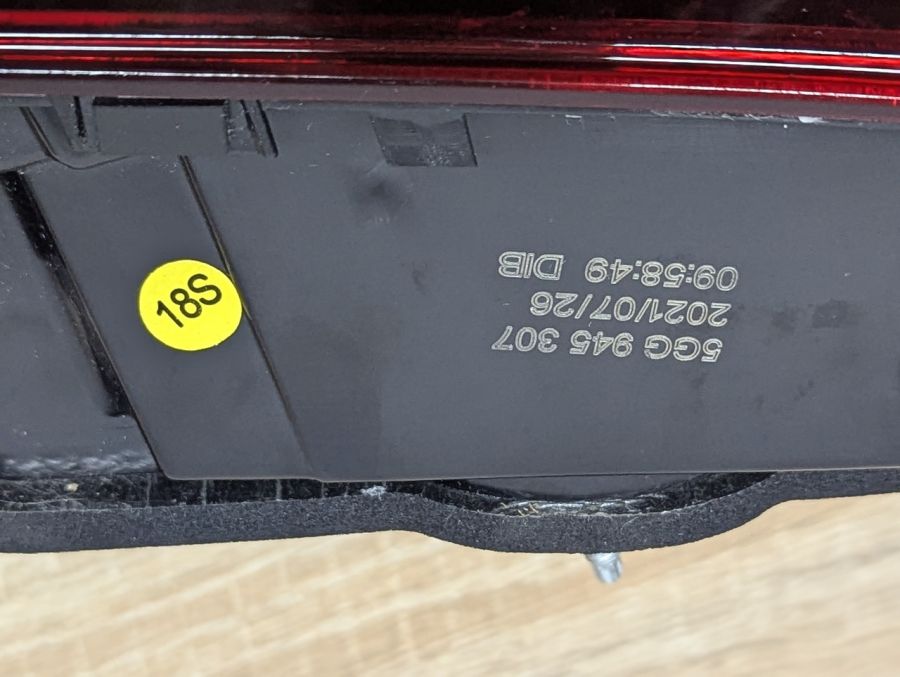 Новий Задній LED ліхтар для Volkswagen Golf VII (MK7) 5GG945307