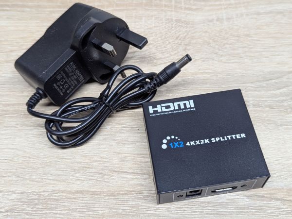 Новий HDMI-розгалужувач (спліттер) 1x2