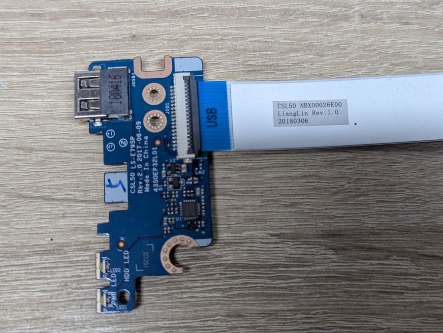 Б/В Додаткова плата USB LS-E795P для ноутбуків HP 250 G6,255 G6 [ProductHub SKU E795P]