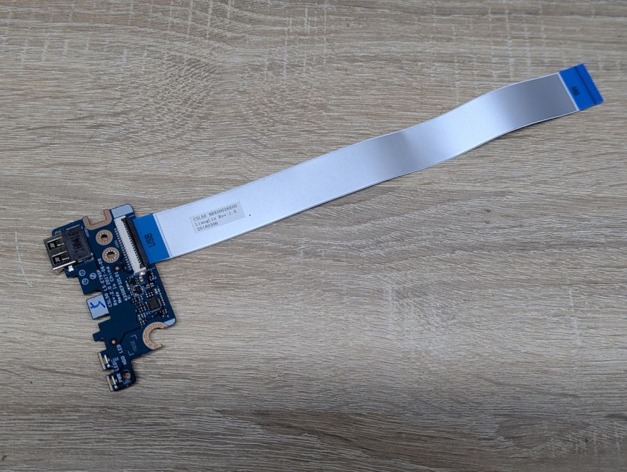 Б/В Додаткова плата USB LS-E795P для ноутбуків HP 250 G6,255 G6 [ProductHub SKU E795P]