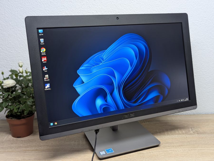 Б/В Моноблок ASUS All-in-One PC V230IC: i5-6500U,16 GB DDR4,SSD 256Gb