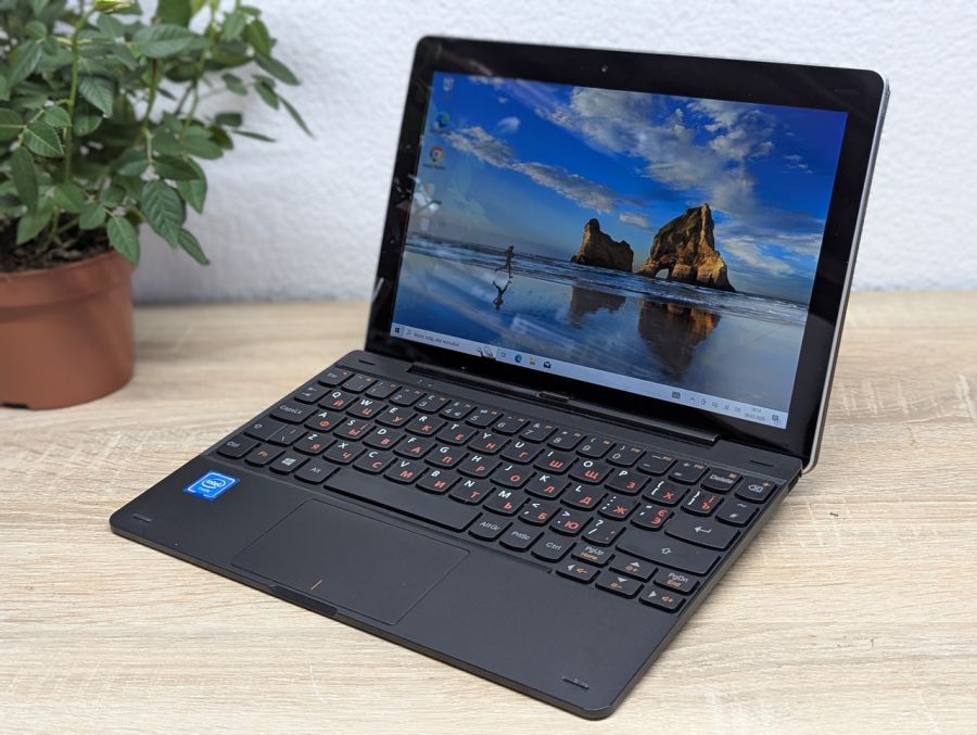 Уцінка!Планшет з клавіатурою Б/В Lenovo Ideapad Miix 300-10IBY:11 сенсорний, Intel Atom Z37735F,2 GB DDR3,SSD 32
