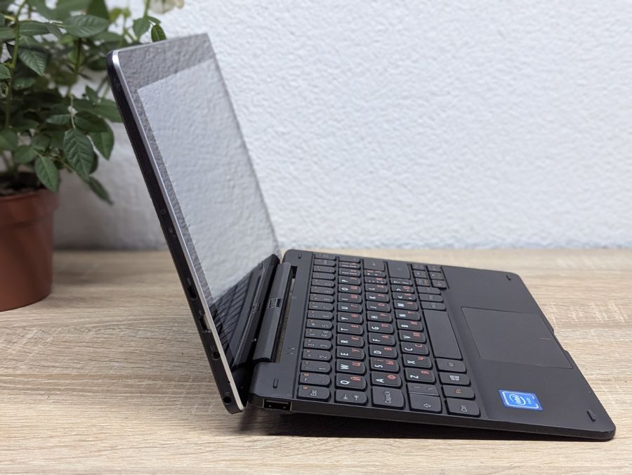 Уцінка!Планшет з клавіатурою Б/В Lenovo Ideapad Miix 300-10IBY:11 сенсорний, Intel Atom Z37735F,2 GB DDR3,SSD 32