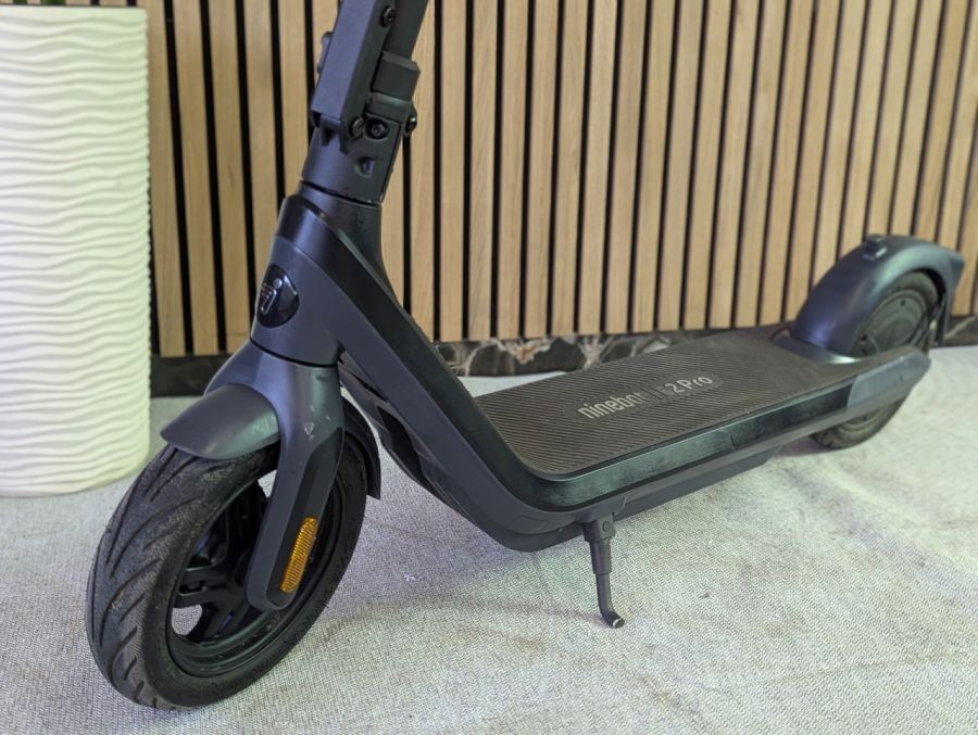 Б/В Електросамокат Segway Ninebot eKickScooter E2 Pro [ProductHub SKU 051405E(2)]