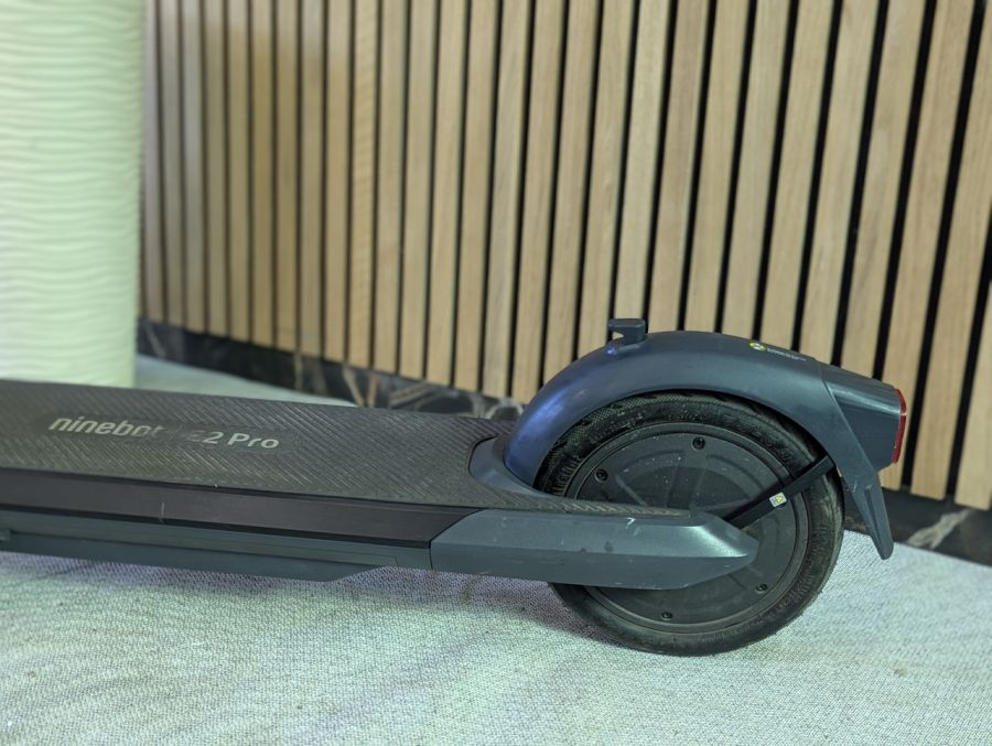 Б/В Електросамокат Segway Ninebot eKickScooter E2 Pro [ProductHub SKU 051405E(2)]