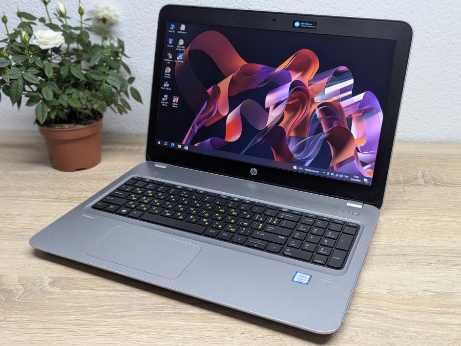 Уцінка! Ноутбук Б/В HP ProBook 450 G4, Intel Core i5-7200U, DDR4 8 GB, SSD 128GB, 15.6" HD