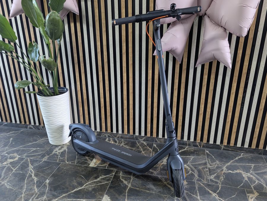 Б/В Електросамокат Segway Ninebot eKickScooter E2 Pro