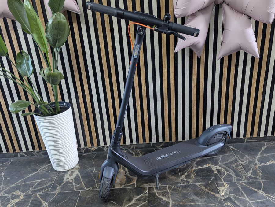 Б/В Електросамокат Segway Ninebot eKickScooter E2 Pro