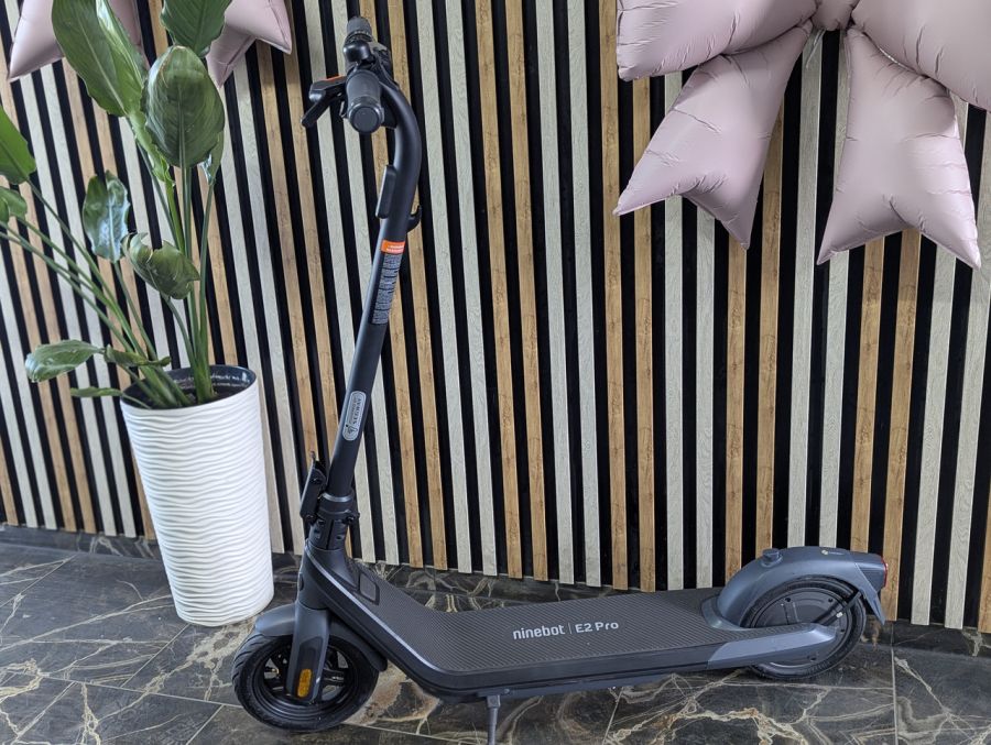 Б/В Електросамокат Segway Ninebot eKickScooter E2 Pro