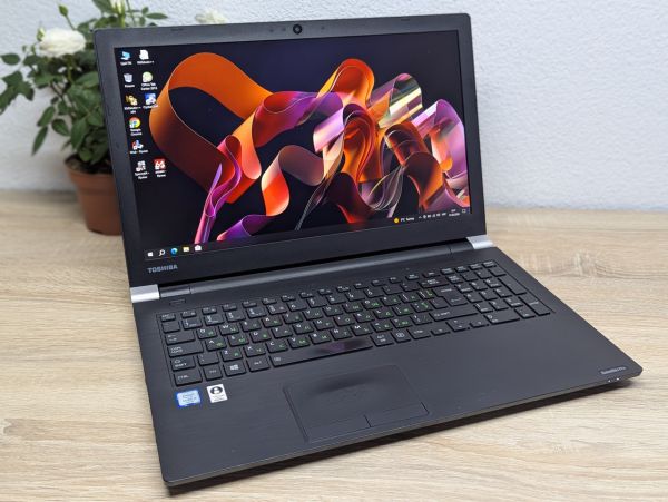 Ноутбук Б/В Toshiba Satellite Pro A50-C-206, Intel Core i5-6200U, DDR3 8 GB, SSD 128GB, 15.6" Full HD