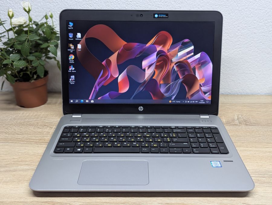 Ноутбук Б/В HP ProBook 450 G4, Intel Core i3-7100U, DDR4 8 GB, SSD 128GB, 15.6" HD