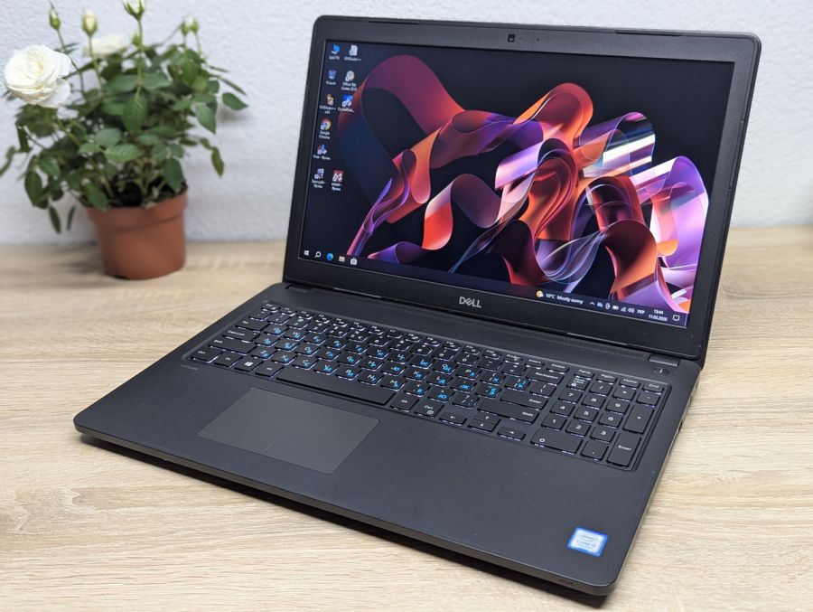 Ноутбук Б/В Dell Latitude 3580, Intel Core i5-7200U, DDR4 8 GB, SSD 128GB, 15.6" HD