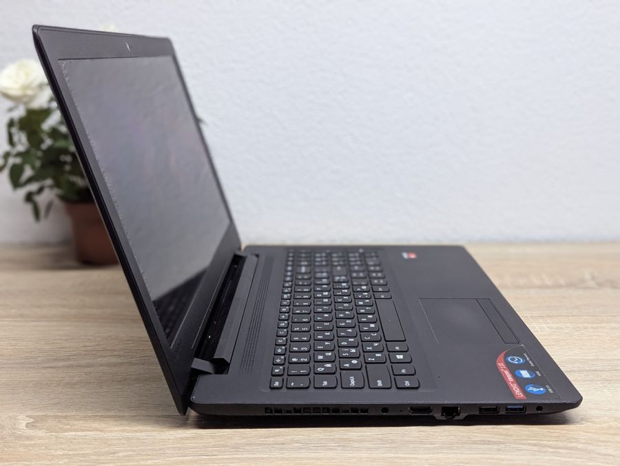 Ноутбук Б/В Lenovo IdeaPad 110, AMD A6-7310, DDR3 4 GB, SSD 128GB, Radeon R4, 15.6"