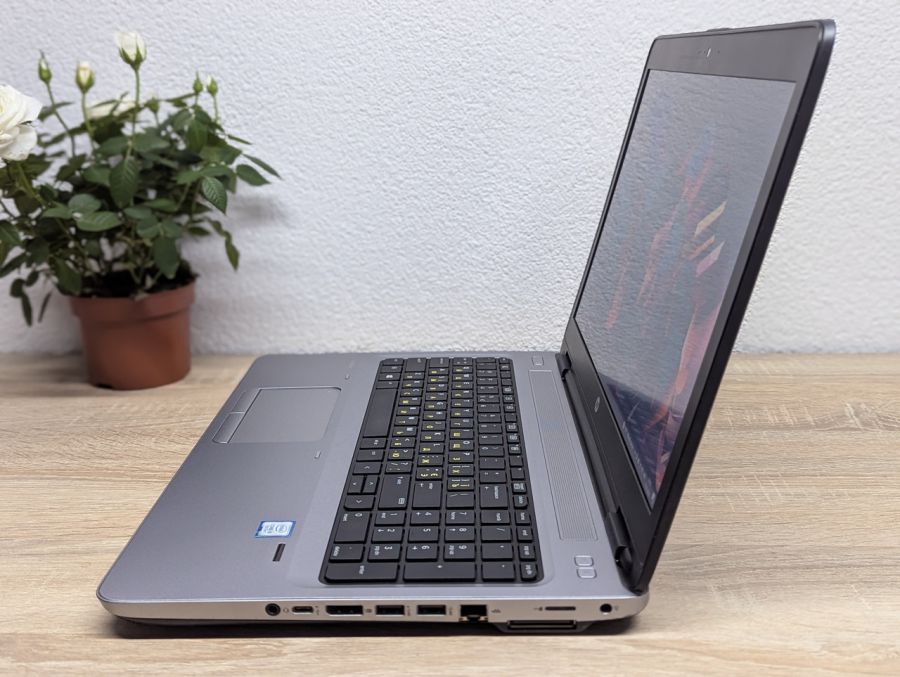 Уцінка! Ноутбук Б/В HP ProBook 650 G3, Intel Core i5-7200U, DDR4 8 GB, SSD 128GB, 15.6" Full HD