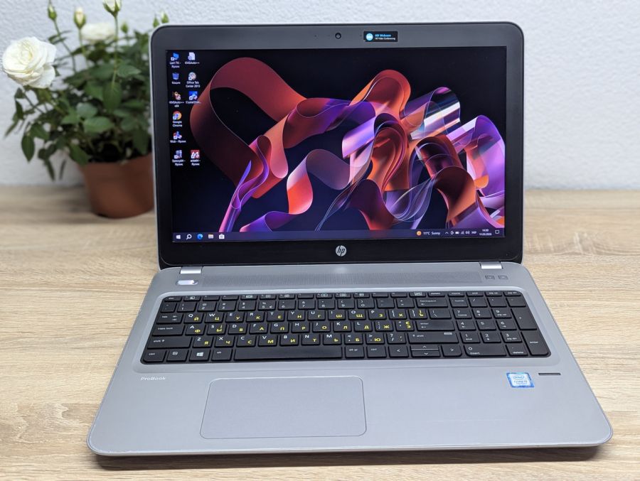 Ноутбук Б/В HP ProBook 450 G4, Intel Core i3-7100U, DDR4 8GB, SSD 128GB, 15.6" HD