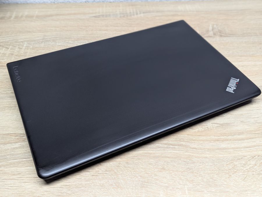 Уцінка! Ноутбук Б/В Lenovo ThinkPad E570, Intel Core i3-7100U, DDR4 8 GB, SSD 128GB, 15.6" HD