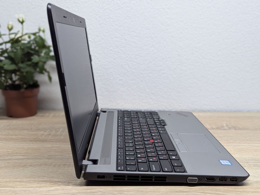 Уцінка! Ноутбук Б/В Lenovo ThinkPad E570, Intel Core i3-7100U, DDR4 8 GB, SSD 128GB, 15.6" HD