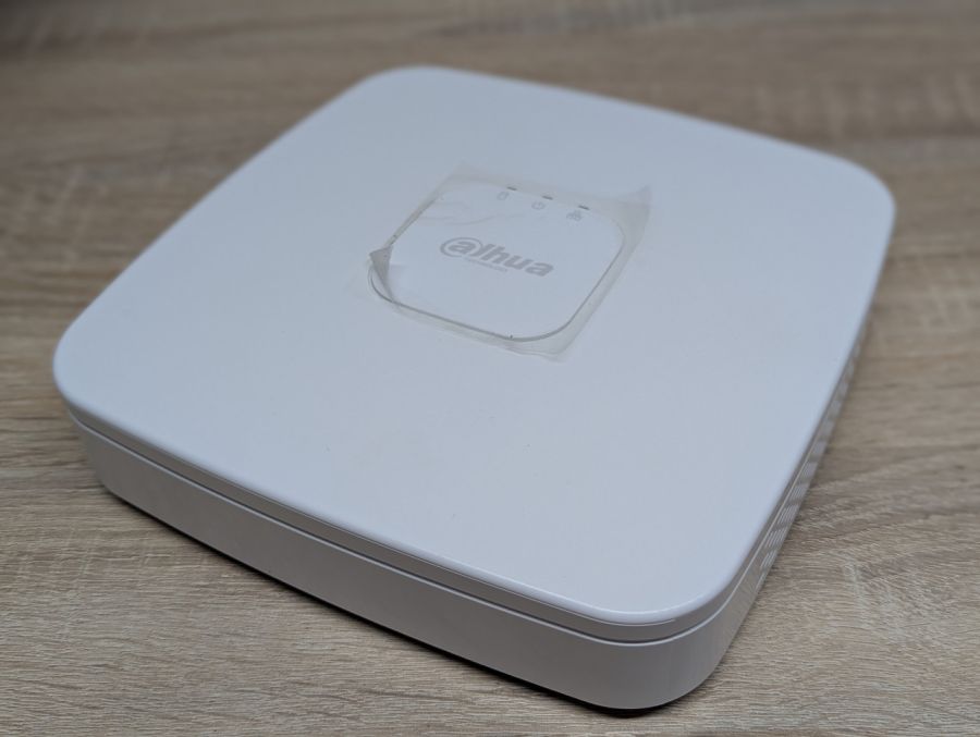 Б/В Відеореєстратор Dahua DH-XVR5104C-X1